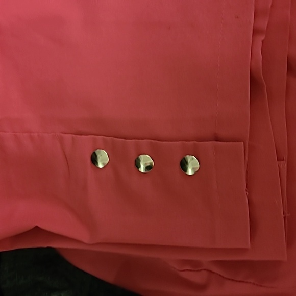 🌟3 for $30 🌟 Pink Capris with button detailing -  Sz 22 - Picture 3 of 8